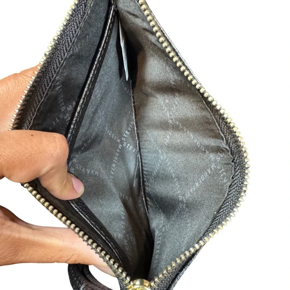 Steve Madden Wristlet Pouch Black